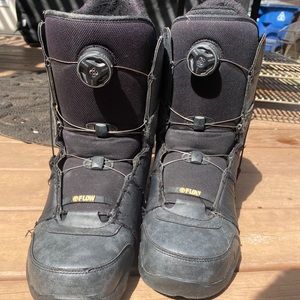 Flow Boa snowboard boots